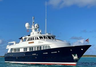 Moon River Yacht Charter in Florida