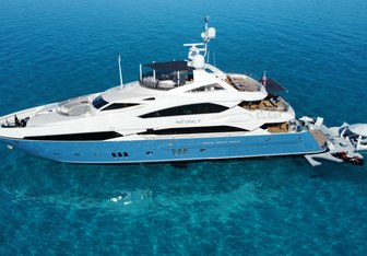 Natural 9 Yacht Charter in Florida
