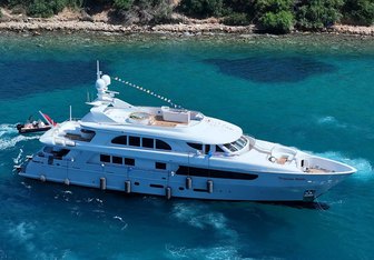 Princess Melda Yacht Charter in Santorini