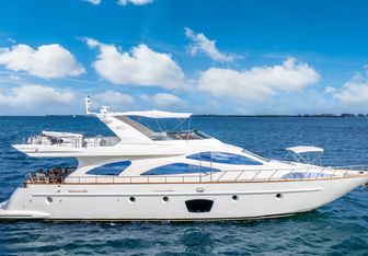 Truco II Yacht Charter in Miami