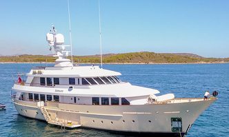 Soprano yacht charter Royal Hakvoort Motor Yacht